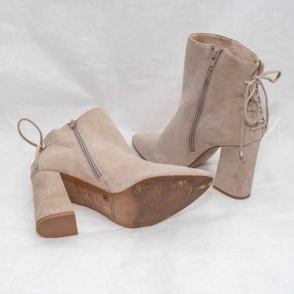 Chinese Laundry Tan Ankle Booties with Block Heel - Picture 4 of 9